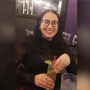 Meet your Posher, Sayra